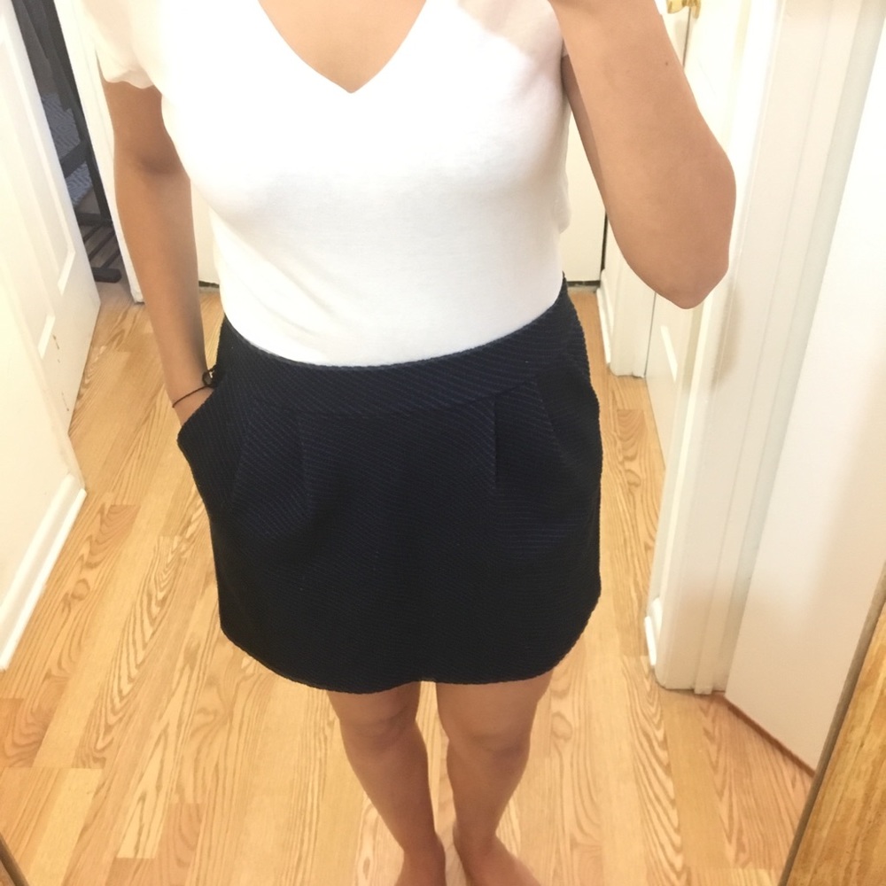 ARMANI EXCHANGE SKIRT SMALL